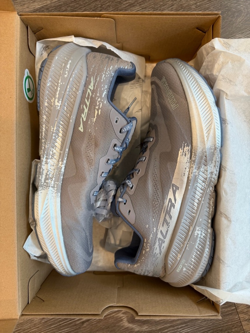 Altra Experience Flow 3 X Pleasures Running Shoes
